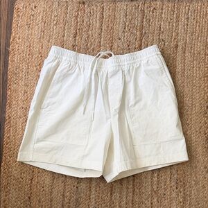 Men's LuluLemon White Short